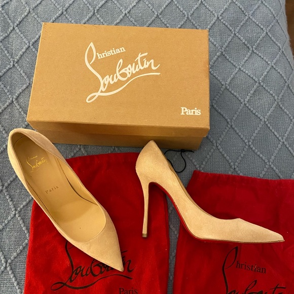 Louboutin Decoltish 100 Veau Velours Sz 39 US 9 B Beige - Picture 2 of 5